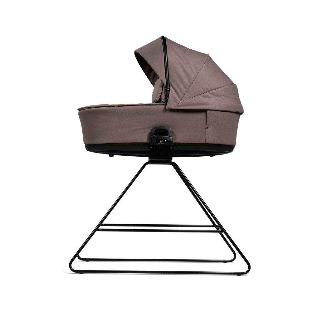 my junior® HOMEBASE Cot-Frame for Carrycot / Sportsitz