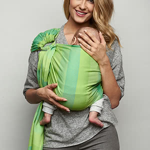 my junior® Babytrage Nami mit Ring Armfreiheit