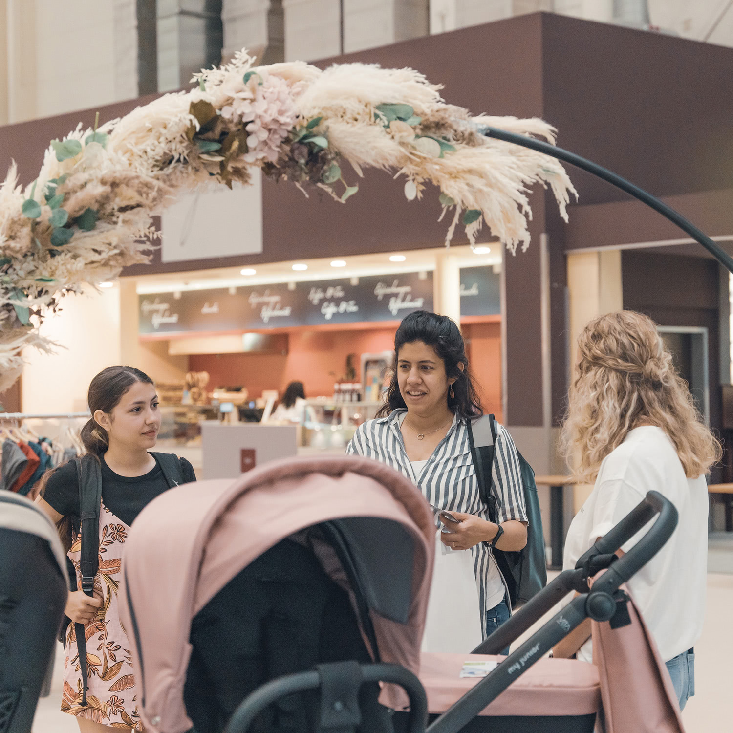 my junior Kinderwagen Baby in Babyschale