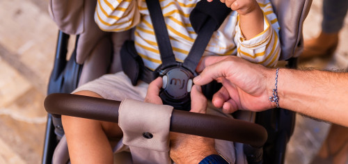 My Junior Kinderwagen Qualitätsinitiative zum magnetischen 5-Punkt-Gurt | my junior® Kinderwagen